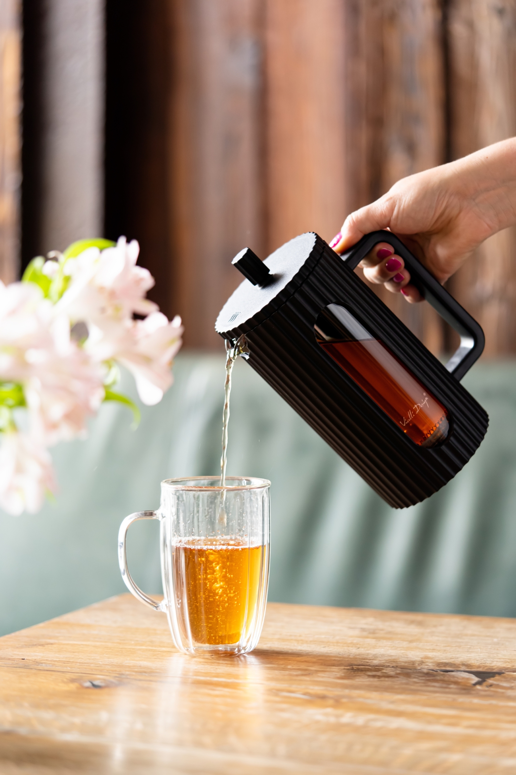 Zaparzacz do kawy i herbaty Czarny Livio 1000ml - obrazek 3